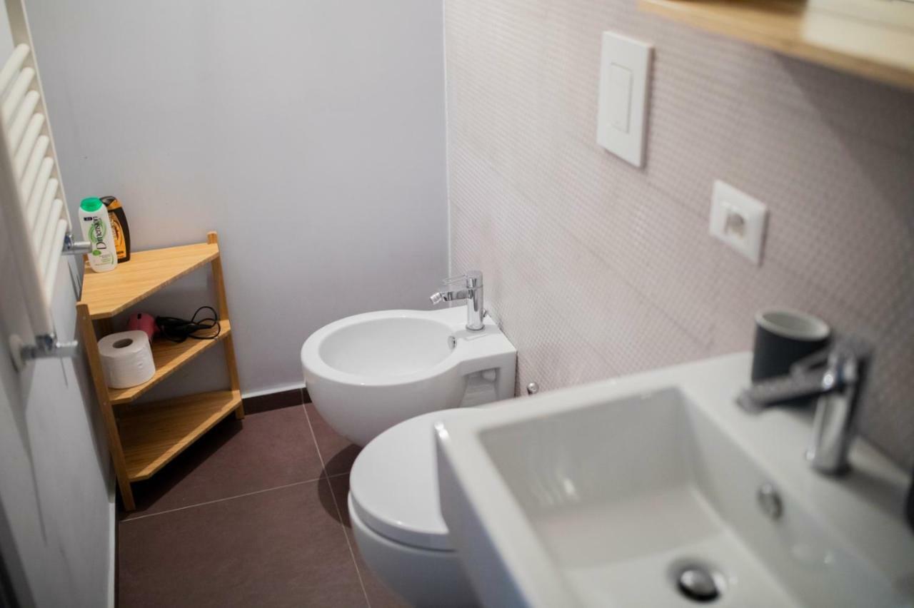 Casa Maga Bed & Breakfast เนเปิลส์ ภายนอก รูปภาพ